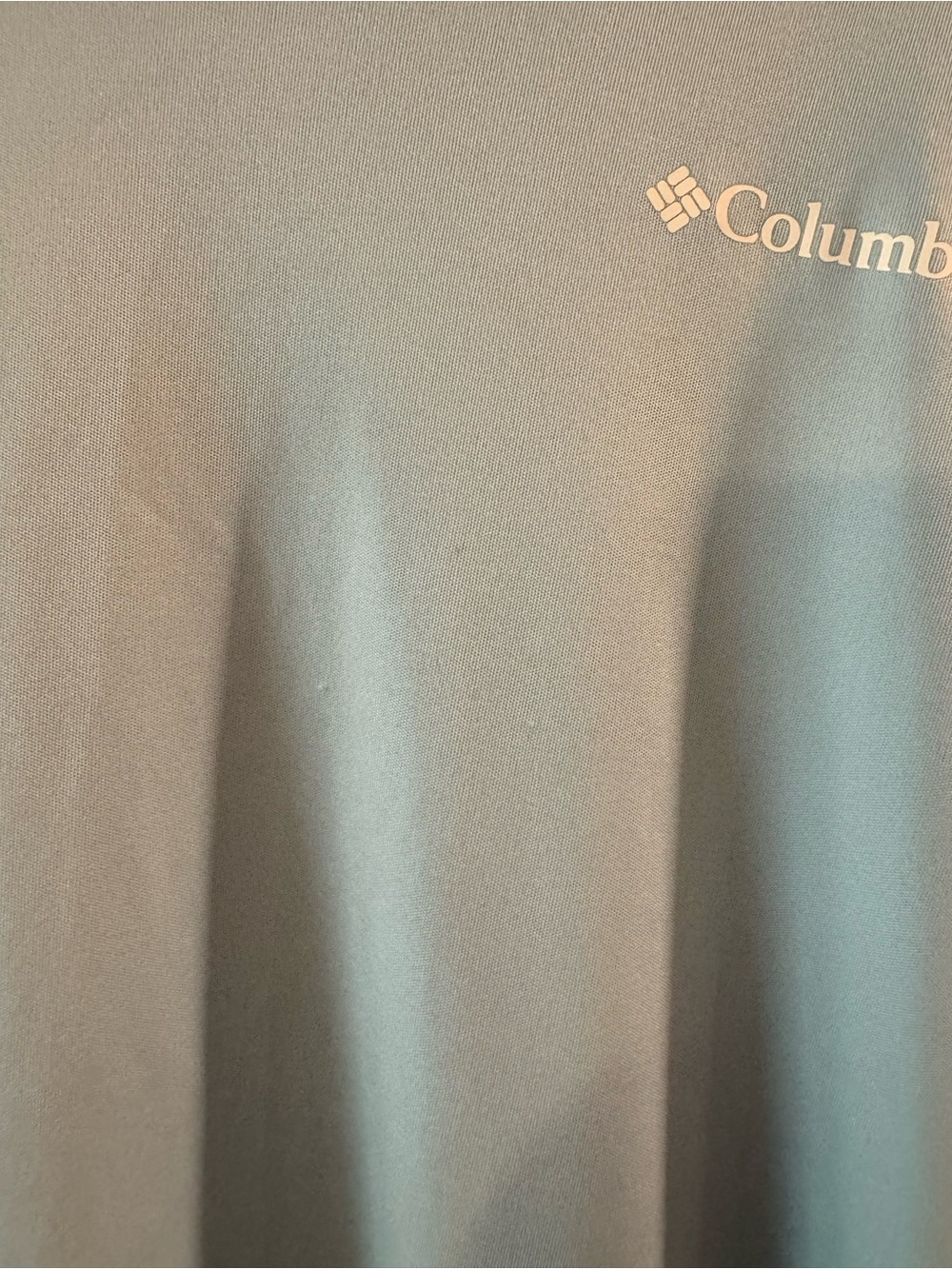 Columbia Women’s Light Blue Columbia and Purple Eddie Bauer Hood Performance Top - Picture 5 of 10